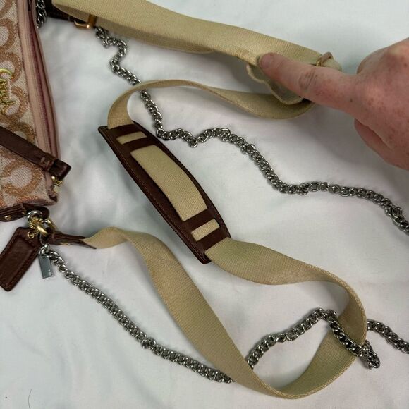 Coach Crossbody Purse Medium Signature C Rose Gold Metallic Chain Strap Y2K - Picture 3 of 9